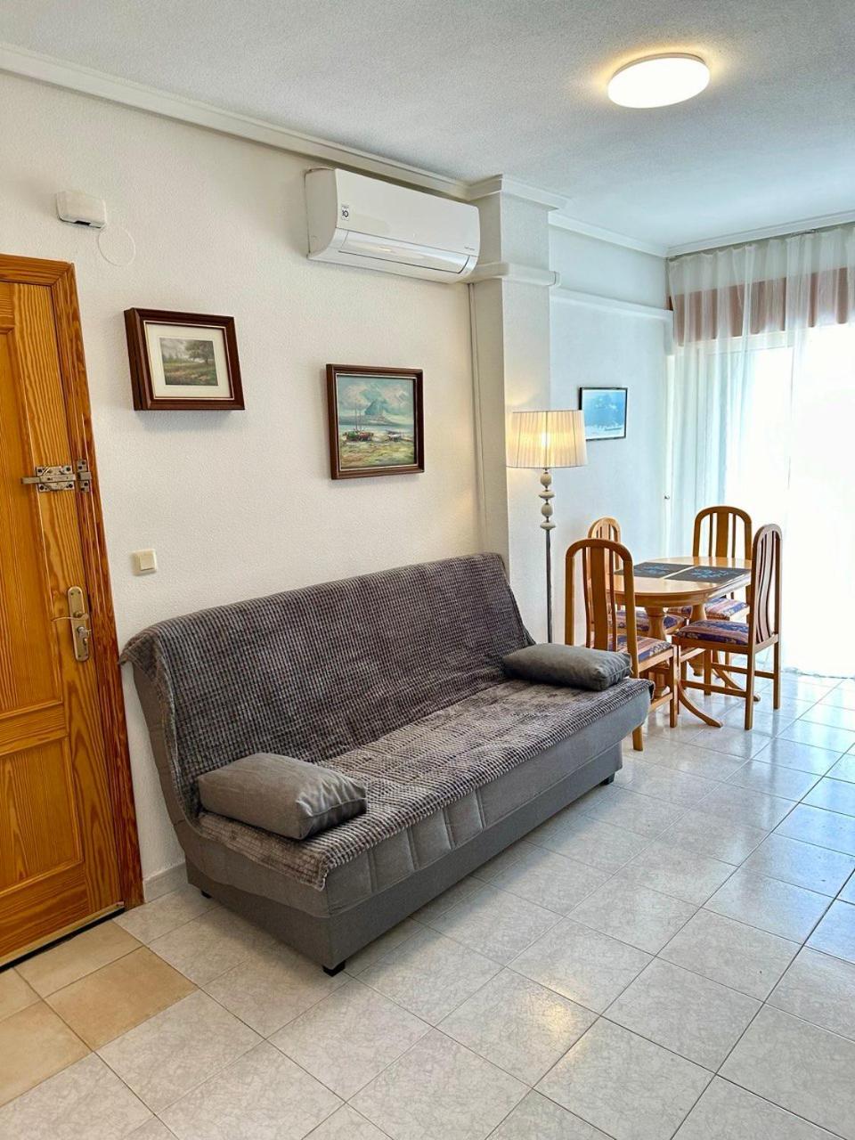 Apartamentos Avenida Diego Ramirez Torrevieja Luaran gambar